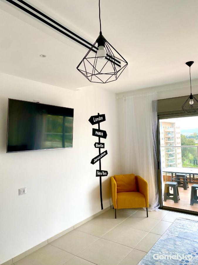 • Spacious Apartment In Trendy Akko/Acre • Exteriör bild